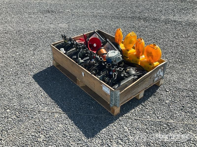  Pallet of Fire Brigade Work Lights Costruzioni - Altro
