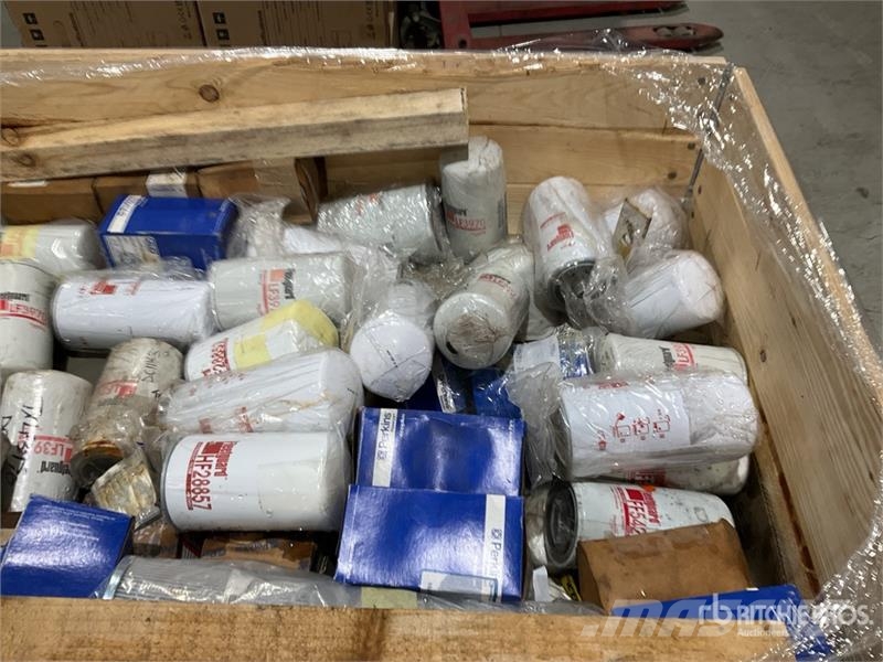  Pallet of Parts & Filters (Unused) Otros componentes