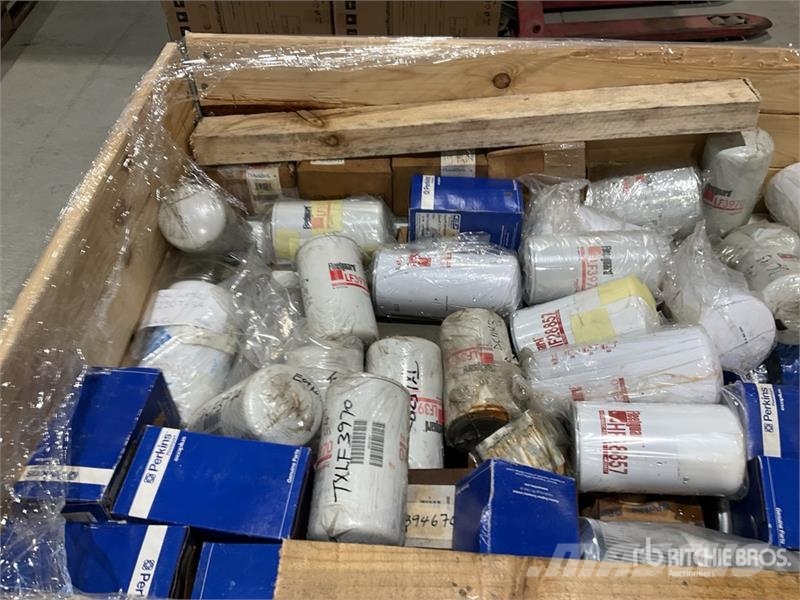  Pallet of Parts & Filters (Unused) Otros componentes