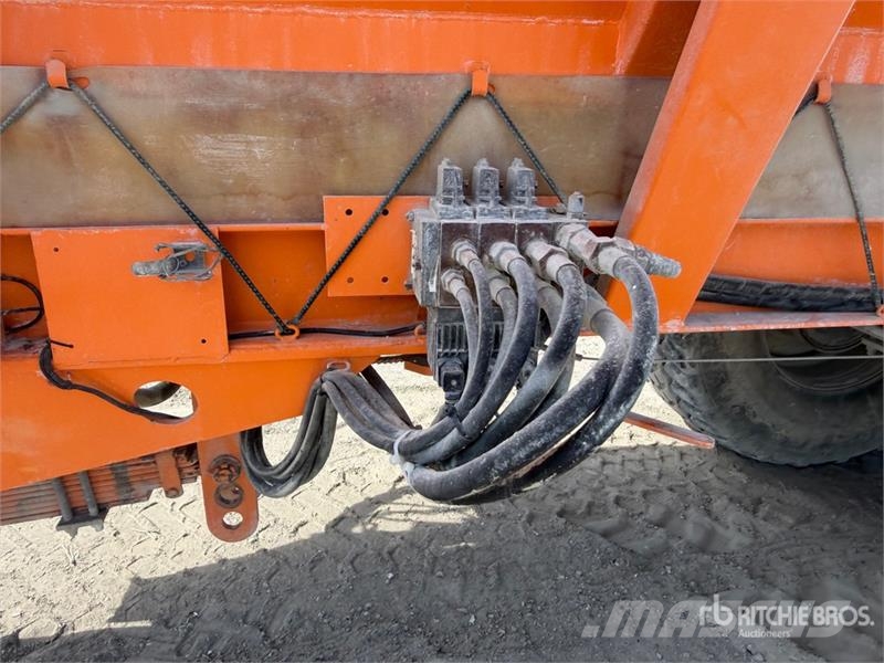 Panien P12E S/A Remorque Epandeur A Chaux 1 Essieu Spraye Farm machinery