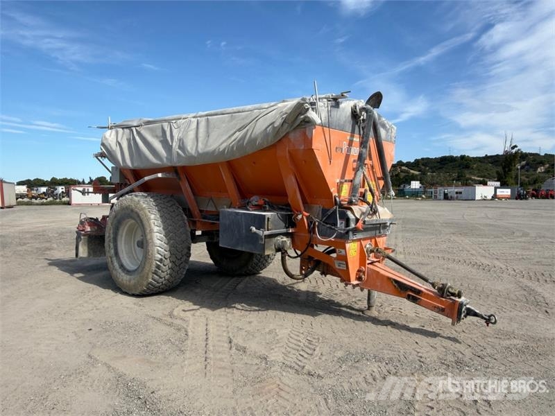 Panien P12E S/A Remorque Epandeur A Chaux 1 Essieu Spraye Farm machinery