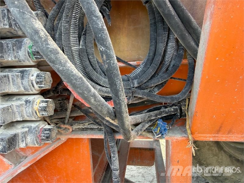 Panien P12E S/A Remorque Epandeur A Chaux 1 Essieu Spraye Farm machinery