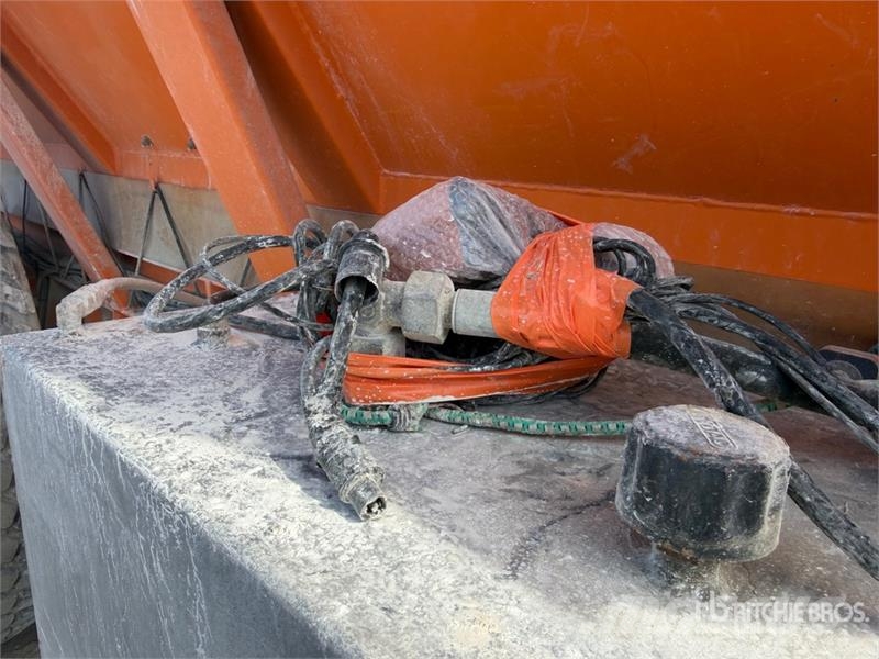 Panien P12E S/A Remorque Epandeur A Chaux 1 Essieu Spraye Farm machinery
