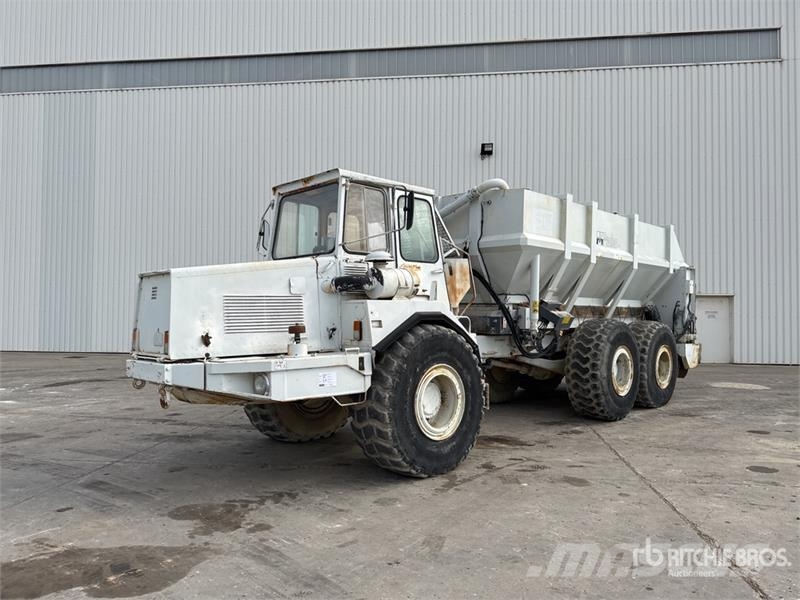 Panien P15 6x6 Camion Epandeur A Chaud Soil Stabilization Ostali kamioni