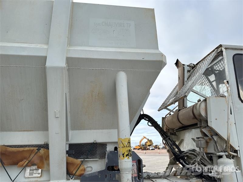 Panien P15 6x6 Camion Epandeur A Chaud Soil Stabilization Ostali kamioni