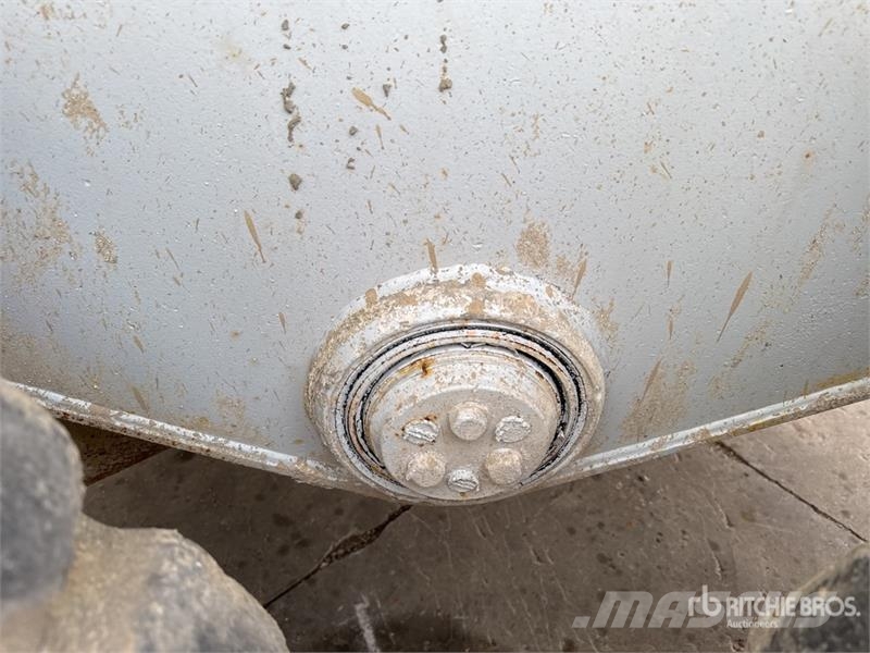 Panien P15 6x6 Camion Epandeur A Chaud Soil Stabilization Ostali kamioni