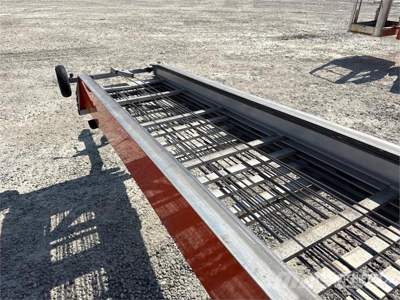 Paus Easy 18 WH-M Towable Lift Pótkocsira szerelt emelők és állványok