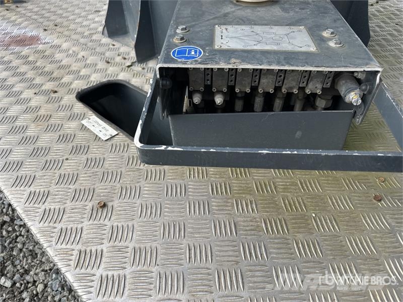 Paus PTK31 T/A Material Hoist Lyftblock, vinschar och materialhissar