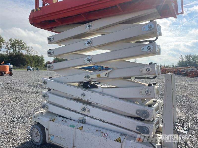 PB Lift PB S171-12E Electric Scissor Lift Škarjaste dvižne ploščadi