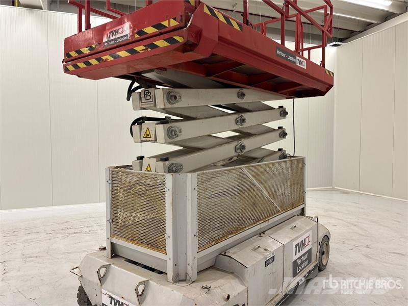 PB S151-16E Scissor Lift Scissor lifts