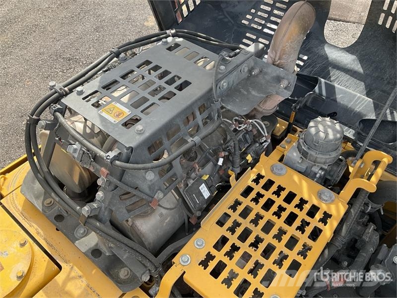 PC240NLC-11E0 Tracked Excavator Excavadoras de cadenas