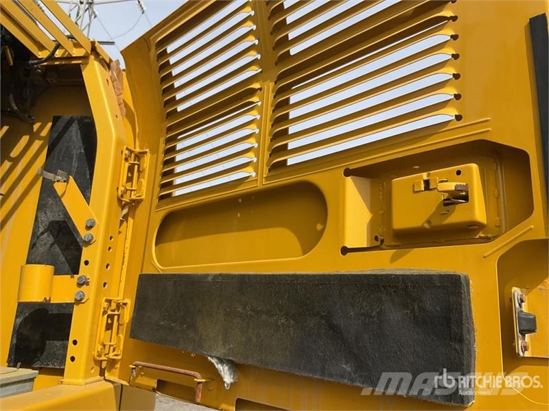 PC240NLC-11E0 Tracked Excavator Excavadoras de cadenas