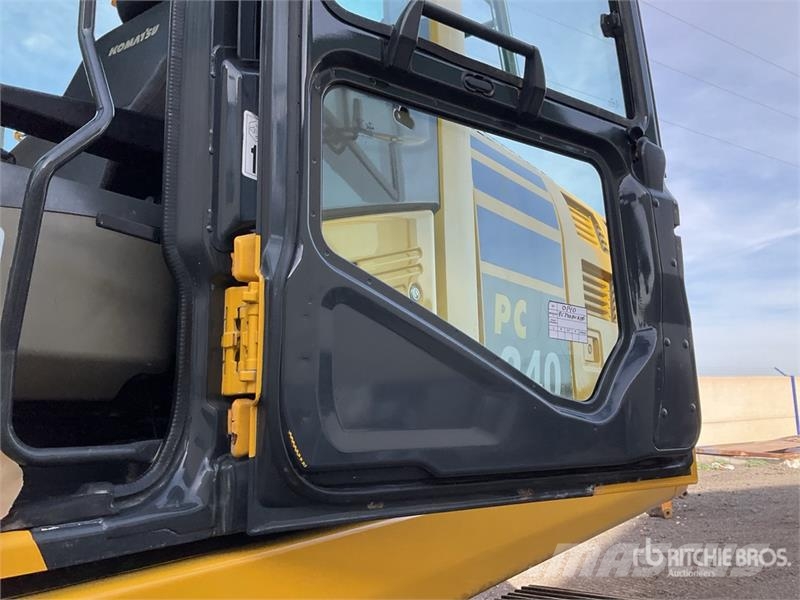 PC240NLC-11E0 Tracked Excavator Excavadoras de cadenas