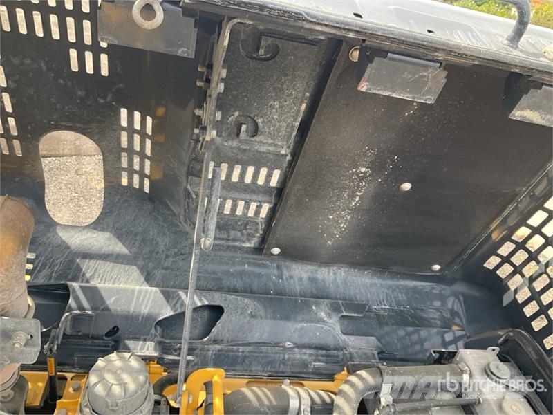 PC240NLC-11E0 Tracked Excavator Excavadoras de cadenas