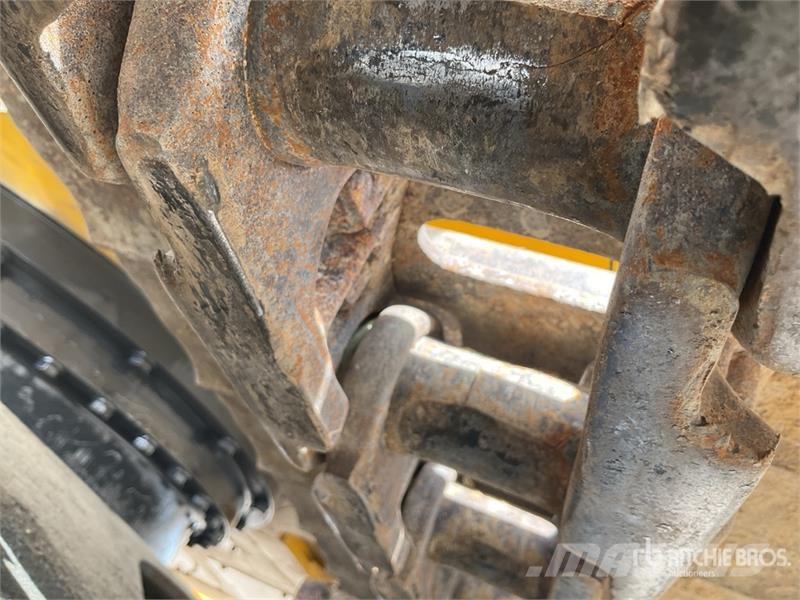 PC240NLC-11E0 Tracked Excavator Excavadoras de cadenas