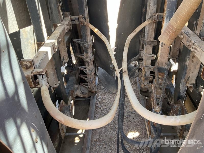 Pellenc 4340 Grape Harvester 포도 수확용 기계