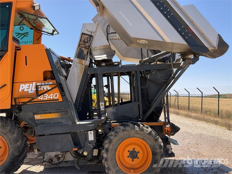 Pellenc 4340 Grape Harvester 포도 수확용 기계