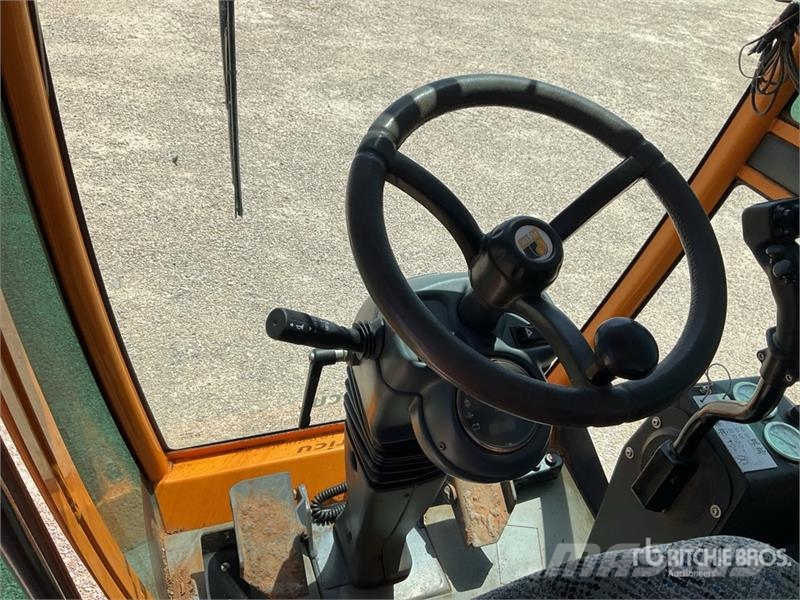 Pellenc 4340 Grape Harvester Vendemmiatrici