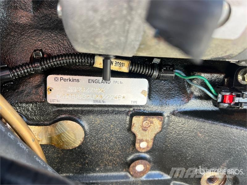 Perkins 3028-2200 Engine Двигатели