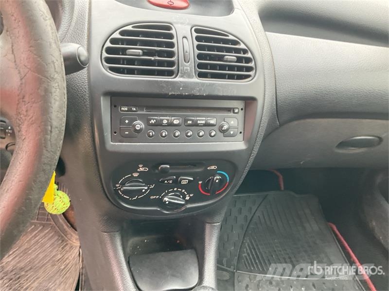 Peugeot 206 1.4 diesel Automobile Voiture