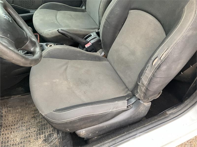 Peugeot 206 1.4 diesel Automobile Voiture