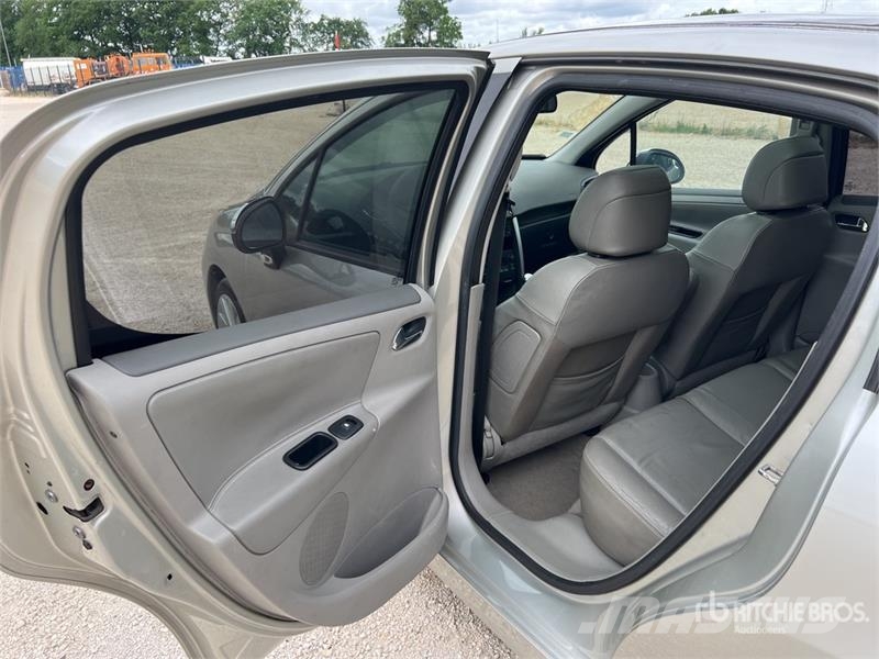 Peugeot 207 Автомобілі