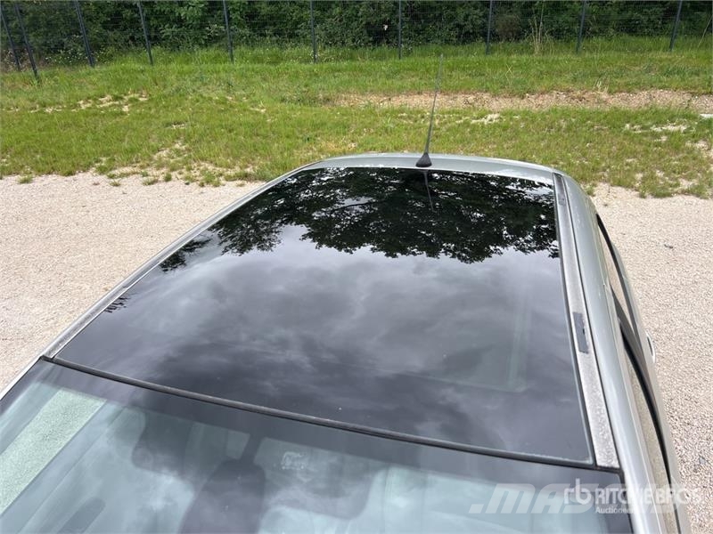 Peugeot 207 Автомобілі