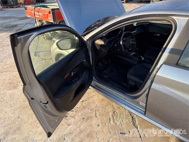 Peugeot 208 Automobile (Inoperable) Коли