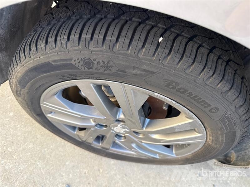 Peugeot 208 Automobile (Inoperable) Коли