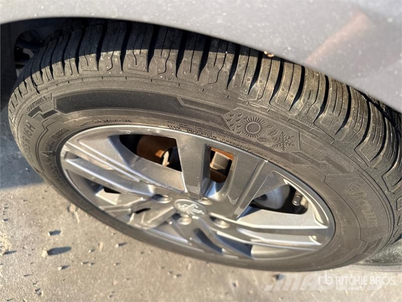 Peugeot 208 Automobile (Inoperable) Коли