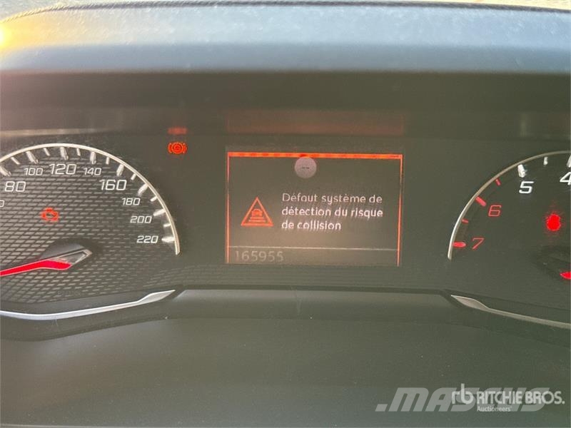 Peugeot 208 Automobile (Inoperable) Коли