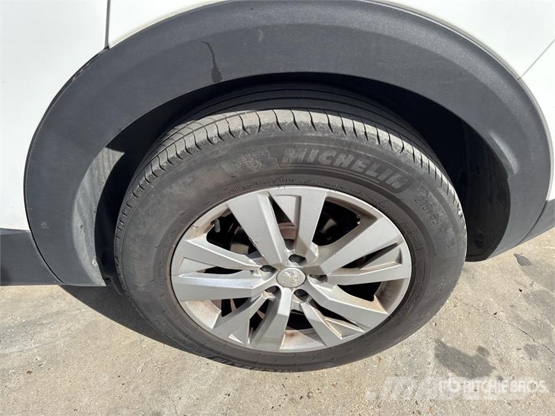 Peugeot 3008 Automobile Kistehergépjárművek