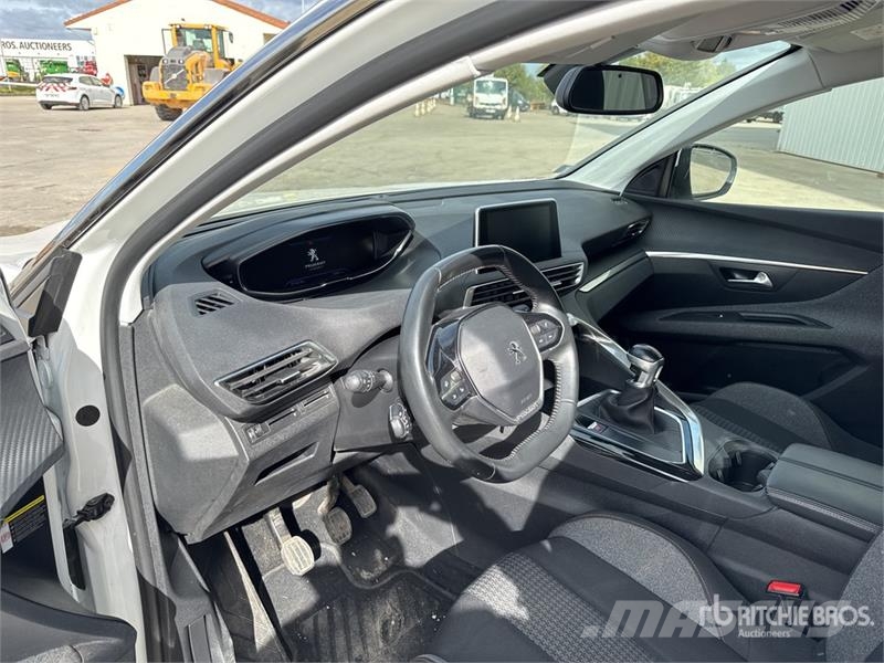 Peugeot 3008 Automobile Kistehergépjárművek