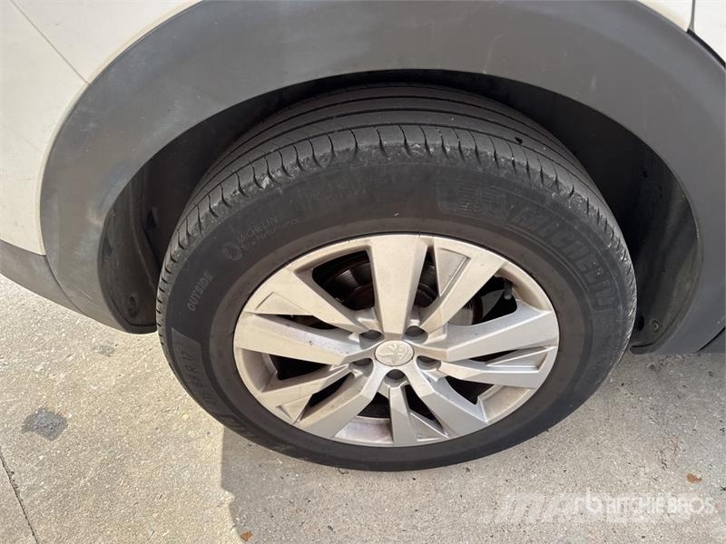 Peugeot 3008 Automobile Kistehergépjárművek