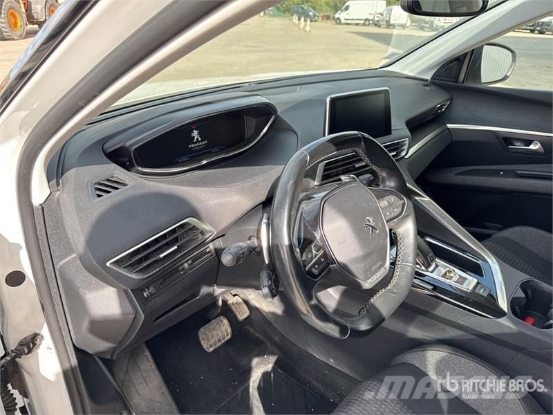 Peugeot 3008 Automobile Kistehergépjárművek