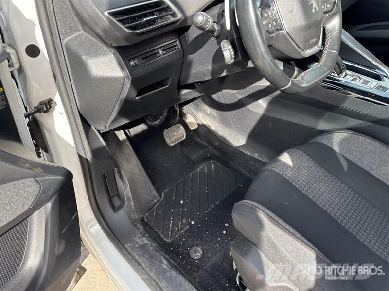 Peugeot 3008 Automobile Kistehergépjárművek
