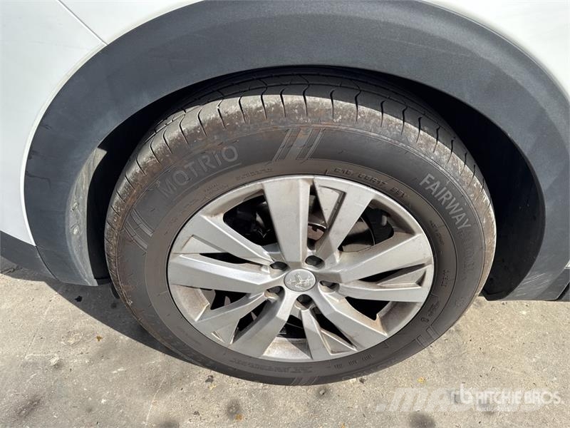 Peugeot 3008 Automobile Kistehergépjárművek