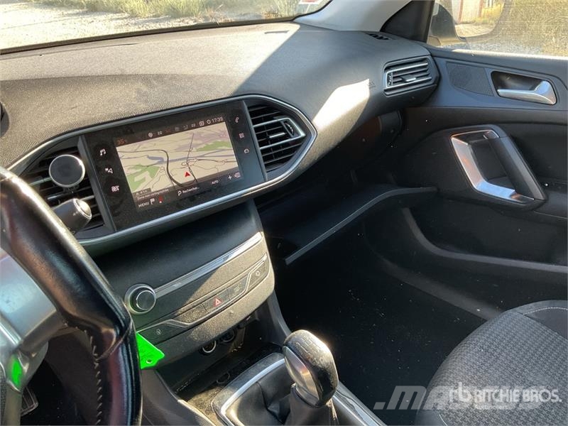 Peugeot 308 Automobile Avtomobili