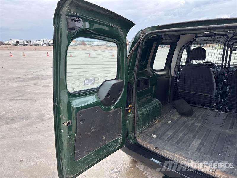 Peugeot Biper Motricité Renforcée Vehicule Utilitaire Carg Dodávky