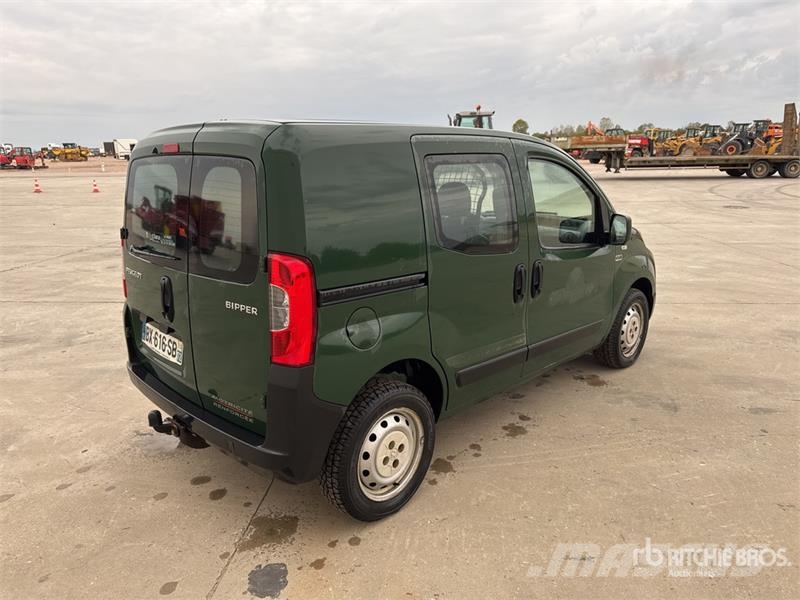 Peugeot Biper Motricité Renforcée Vehicule Utilitaire Carg Dodávky
