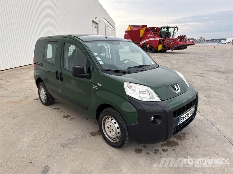 Peugeot Biper Motricité Renforcée Vehicule Utilitaire Carg Dodávky