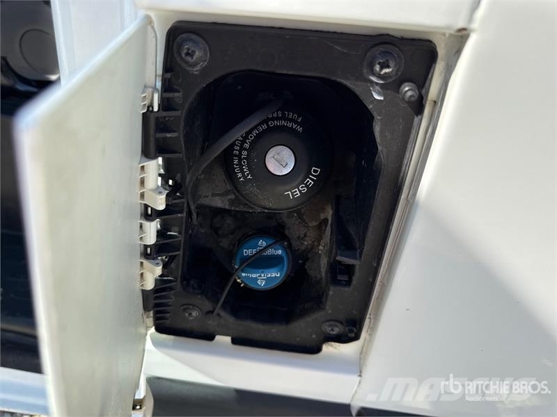 Peugeot Boxer 333 L1H1 2.2 BLUEHDI 140CV SeS Van Truck شاحنات ذات هيكل صندوقي