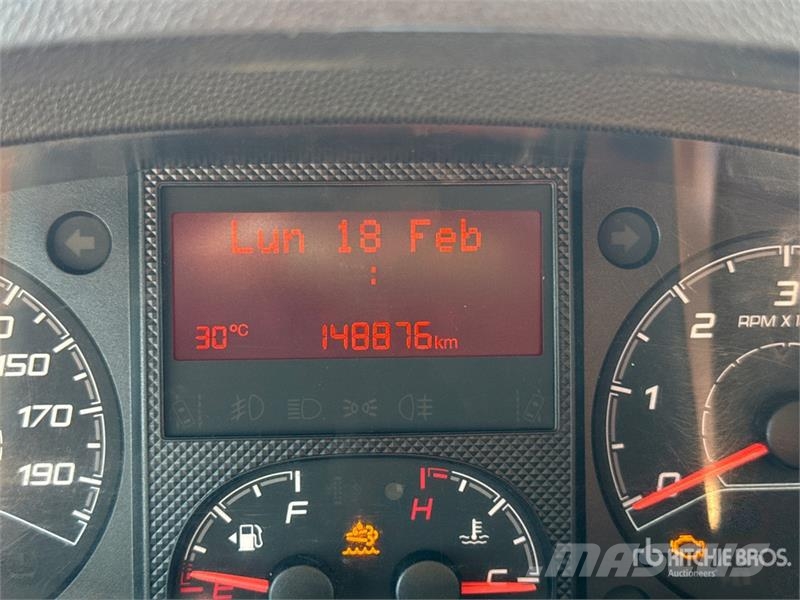 Peugeot Boxer 335 L2H2 2.0 BLUEHDI 130CV Van Truck شاحنات ذات هيكل صندوقي