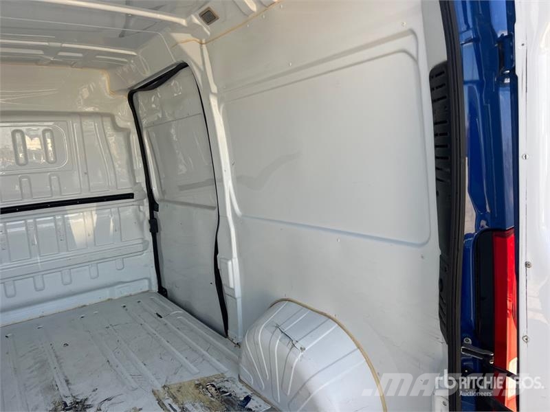Peugeot Boxer 435 L2H2 2.2 BLUEHDI 140CV SeS Cargo Van Dostavna vozila / kombiji