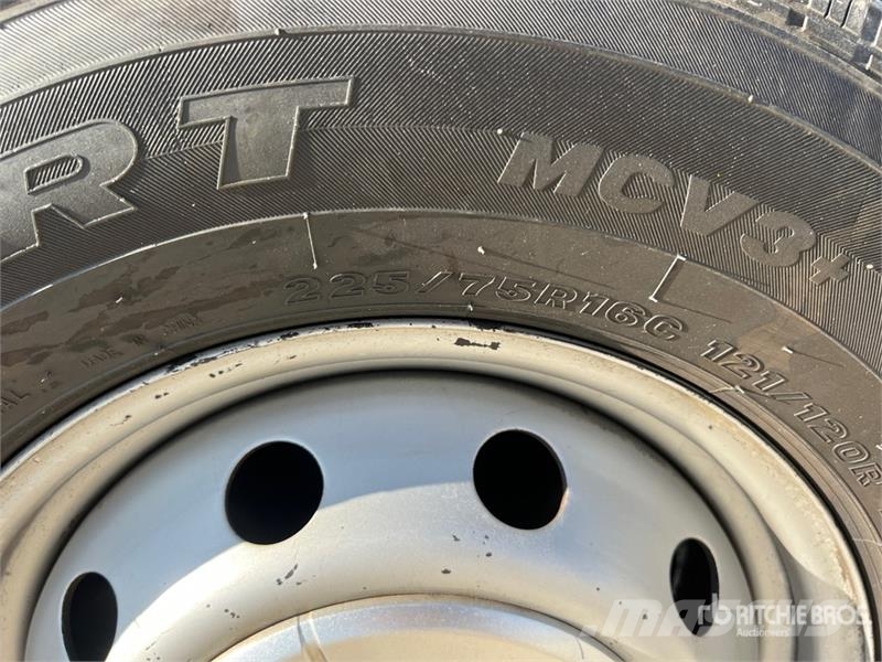 Peugeot Boxer 435 L2H2 2.2 BLUEHDI 140CV SeS Cargo Van Dostavna vozila / kombiji