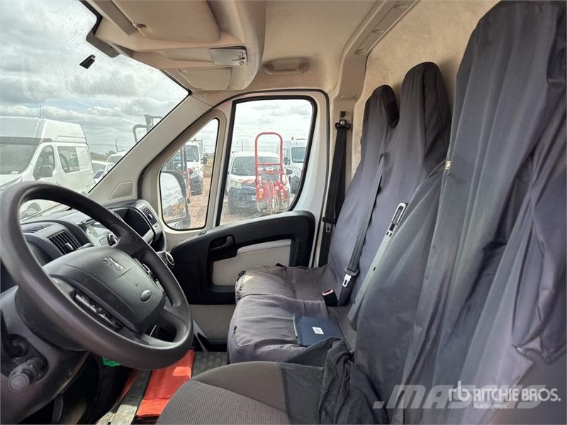 Peugeot Boxer Camion Fourgon Cargo Van (Inoperable) Panel vans