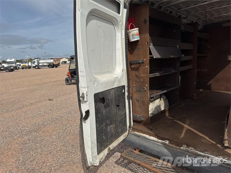 Peugeot Boxer Camion Fourgon Cargo Van (Inoperable) Panel vans