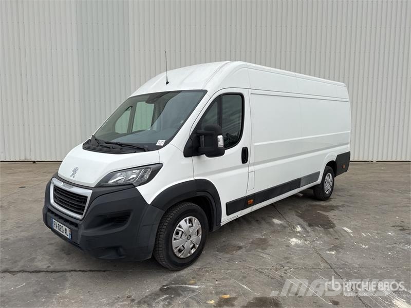 Peugeot Boxer Cargo Van Gesloten bedrijfswagens
