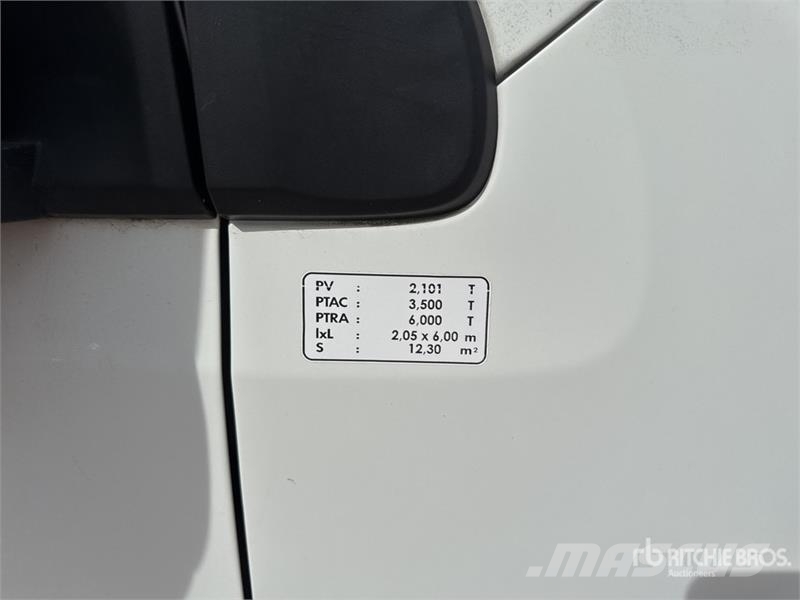 Peugeot Boxer Vehicule Utilitaire Cargo Van (Inoperable) Panel vans