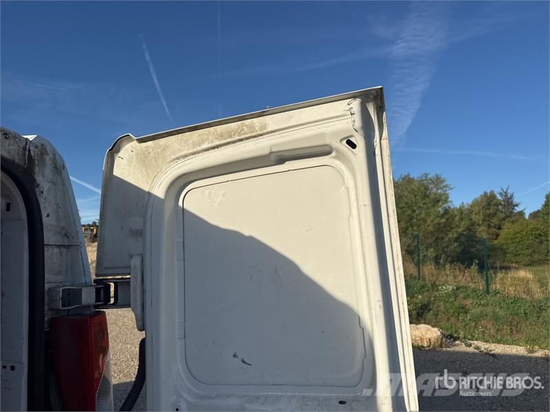 Peugeot Expert Vehicule Utilitaire Cargo Van Dostavna vozila / kombiji